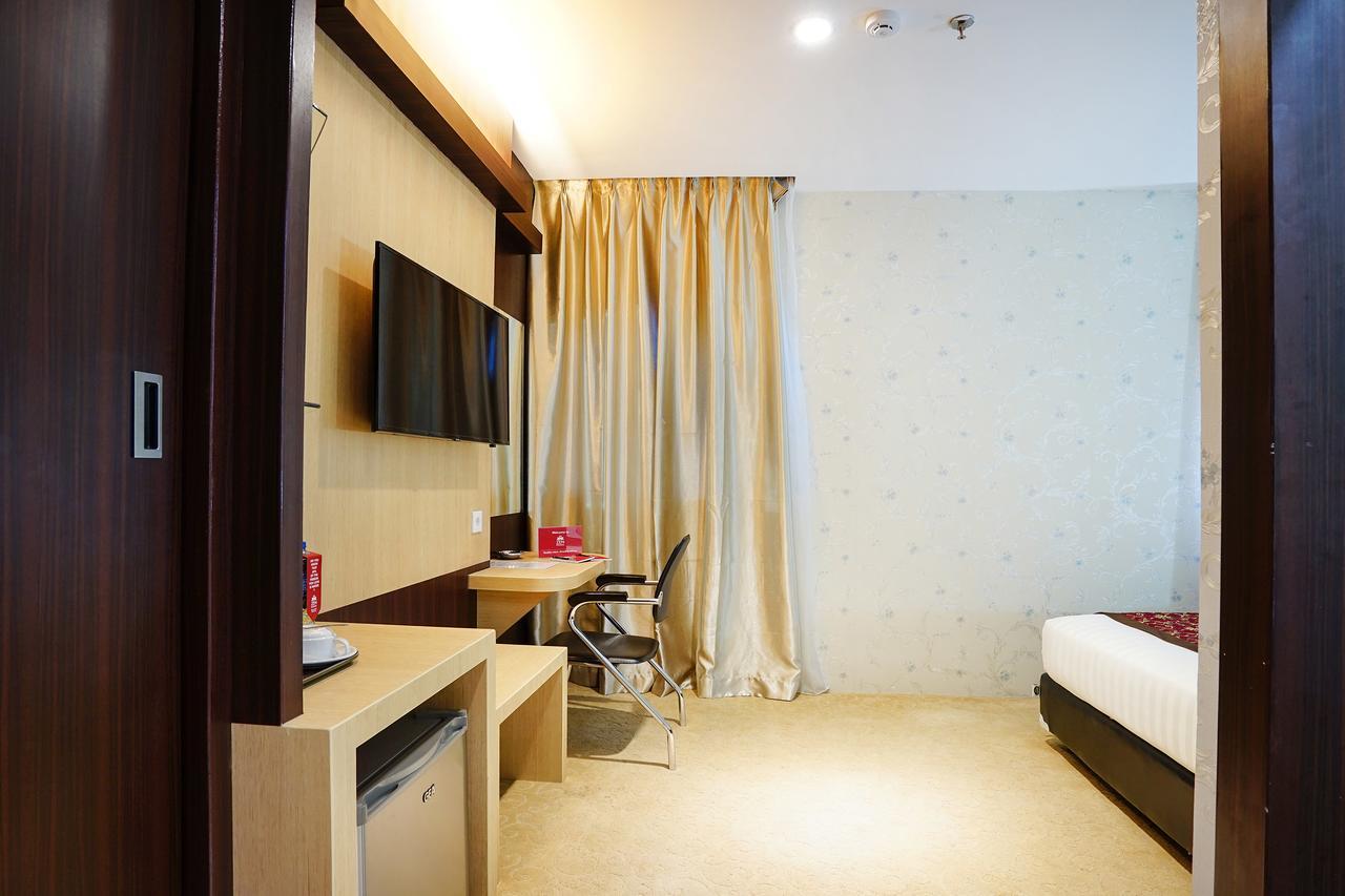 Cardinal Lucky Star Hotel Batam Kültér fotó
