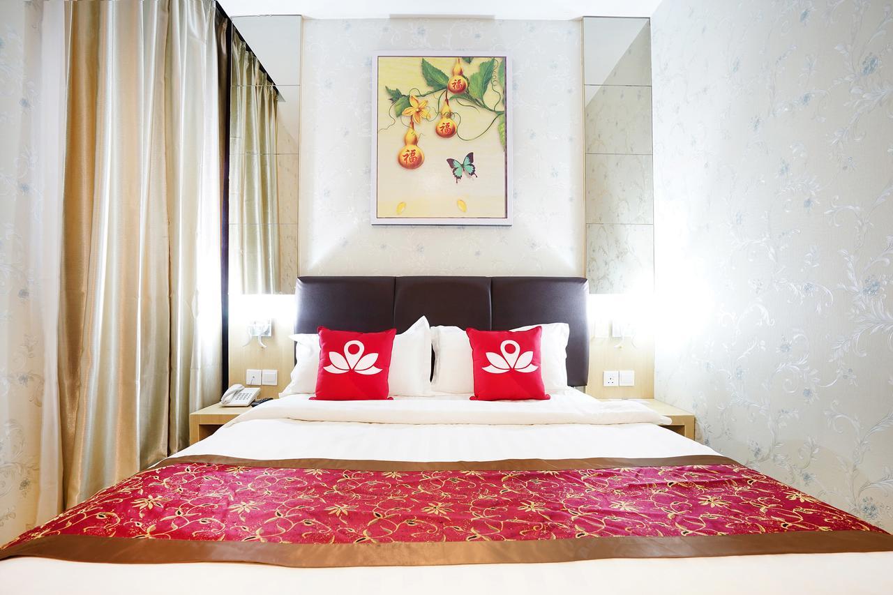 Cardinal Lucky Star Hotel Batam Szoba fotó